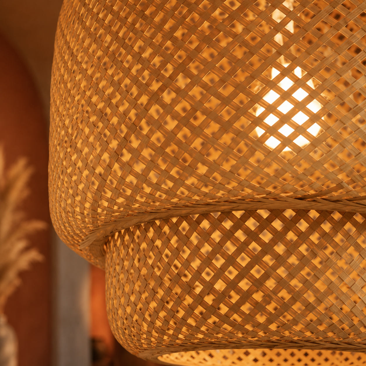 Natural Japandi Pendant Light in Woven Rattan